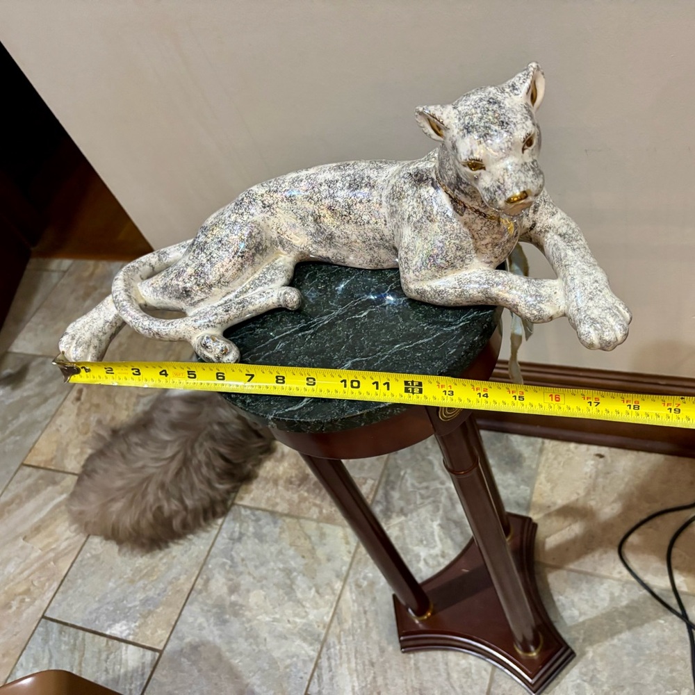 Speckled White Porcelain Leopard Gold Accents Sculpture - Picture 7 of 8